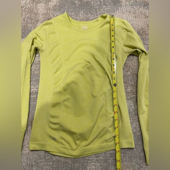 Athleta Girl Solid Tracker Long Sleeve Color: Wild Lime Heather Size M/8-10 - Picture 6 of 7